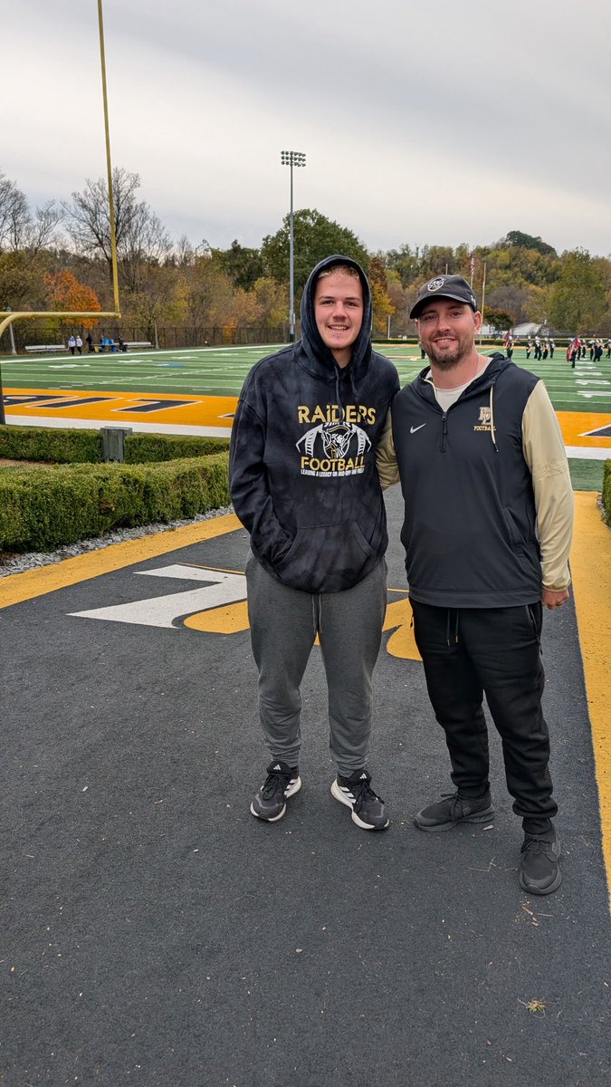DanielK_39's tweet image. Last weekend I got to visit West Liberty University where I had a great time and got to experience how game day is as a Hilltopper. Thank you to @caydankeeler for the invite!!