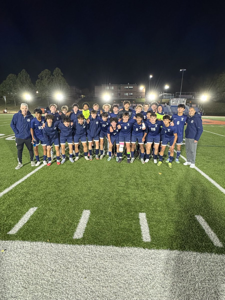 Final !
Albertus Magnus 4
Varsity Boys Soccer 2
Congratulations to the Falcons. Bears- we are incredibly proud of you!!! Seniors - THANK YOU !! You have left your  mark !!! Forever Blue and Orange!!!