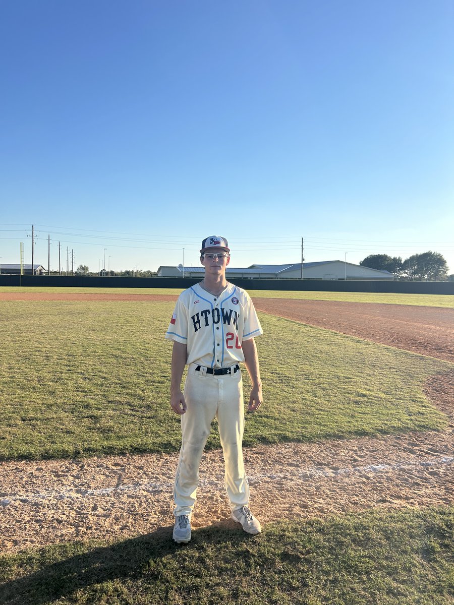 FiveToolTexas's tweet image. #HPWS F: @HPBArecruiting Cubs 6, HPBA Blue Jays 1
PoG: @ashton_hughes26 5 IP, 5K, 2H, 0 ER | 2-2, 2 2B, 2 RBI, R, BB