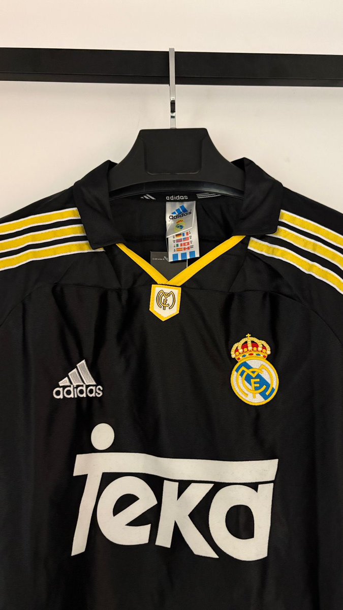 🚨— مدريديستا عـندنا في "تكتيك" <a href="/tktick7/">تكتيك</a> ..

تيشيرتات تاريخيه وكلاسيكيه لـ الملوك بـالازرق والاسود

بـ89 ريال فقط .. نثق بجودتنا تكتيكنا هو رهاننا 🫵🏼💙

tactic-store.com