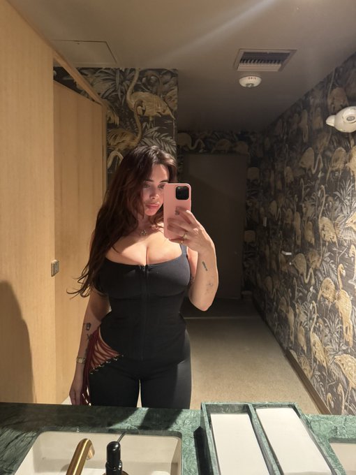 1 pic. https://t.co/dRhdqB1snG