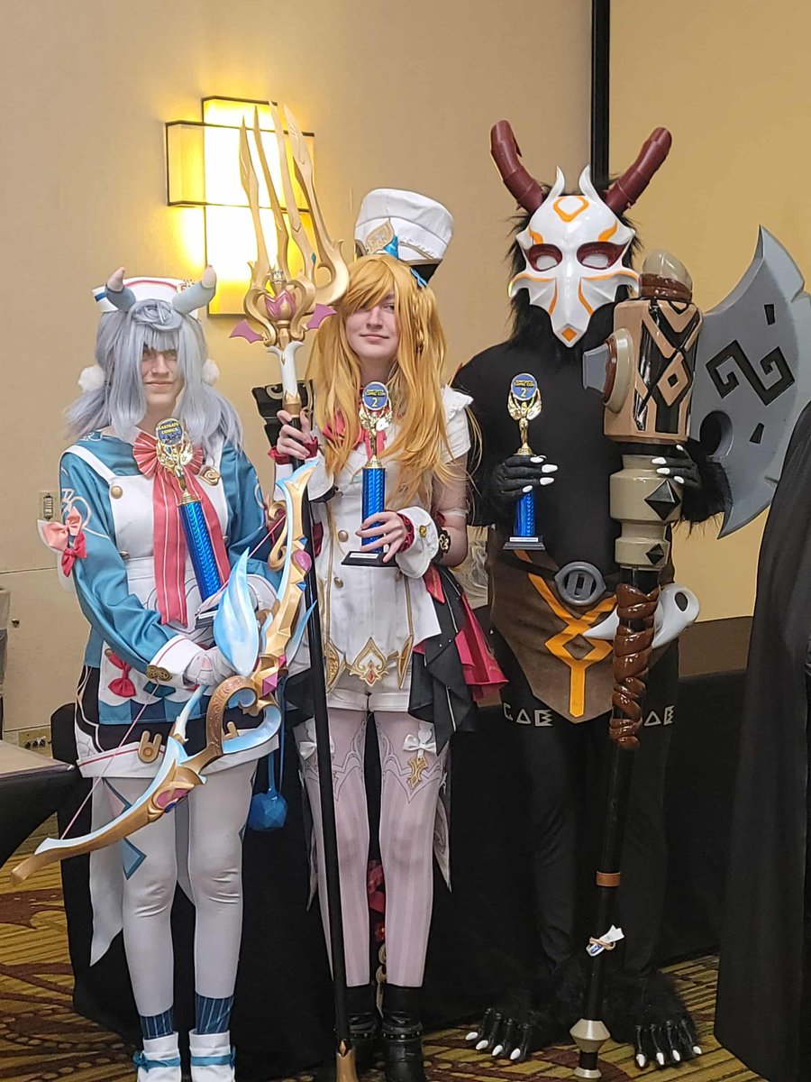 Won $500 Friday and all 3 placed in today's contest at the con.