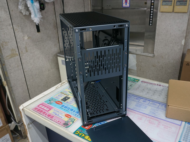 anybuyでお願い致します❢ Amazon | [コーコス信岡] 安全スニーカー ATOPダイヤル式ミドル