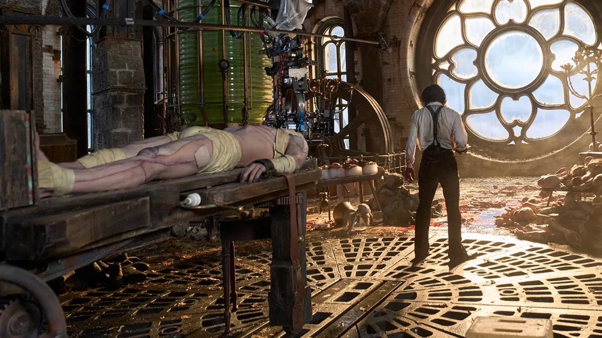 kill_el_butcher's tweet photo. Guillermo del Toro‘s Frankenstein was excellent, really enjoyed it. Artistically 10/10 the set dress and design were immaculate, the costume design and make up/effects were beautiful, and genuinely one of the best renditions of Frankenstein I’ve seen. Even had a little cry. https://t.co/PbXQFUove6