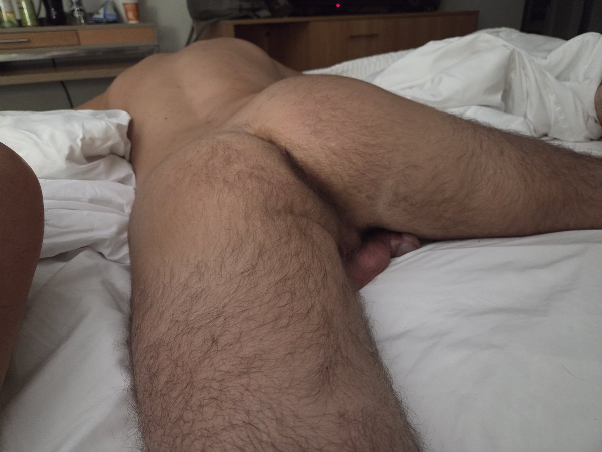 This Memphis boy with a beautiful furry ass spent stayed the night and came in my hand the next morning! 🔥🔥🔥