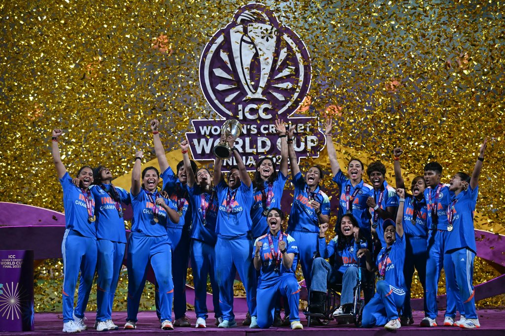 omprakash678's tweet image. My heartiest congratulations to the #IndianWomenCricket team to win the #WorldCup after #KapilDev - 1983
#SouravGanguly (Joint) - 2002
#MSDhoni - 2007, 2011 &amp;amp; 2023 
#RohitSharma - 2024 &amp;amp; 2025
#HarmanpreetKaur - 2025

A truly inspirational performance that brought immense pride...