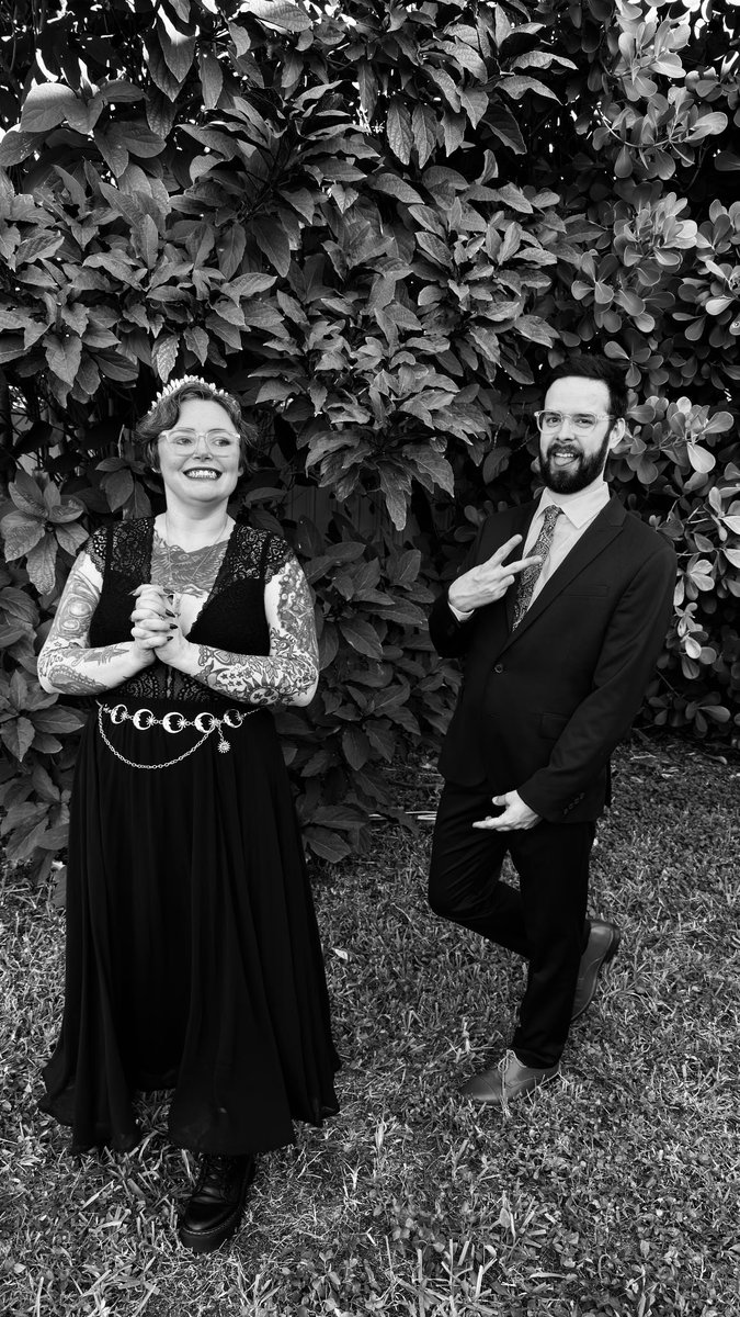 Breaking my hiatus to say 
WE GOT MARRIED 🥹🥹🥹