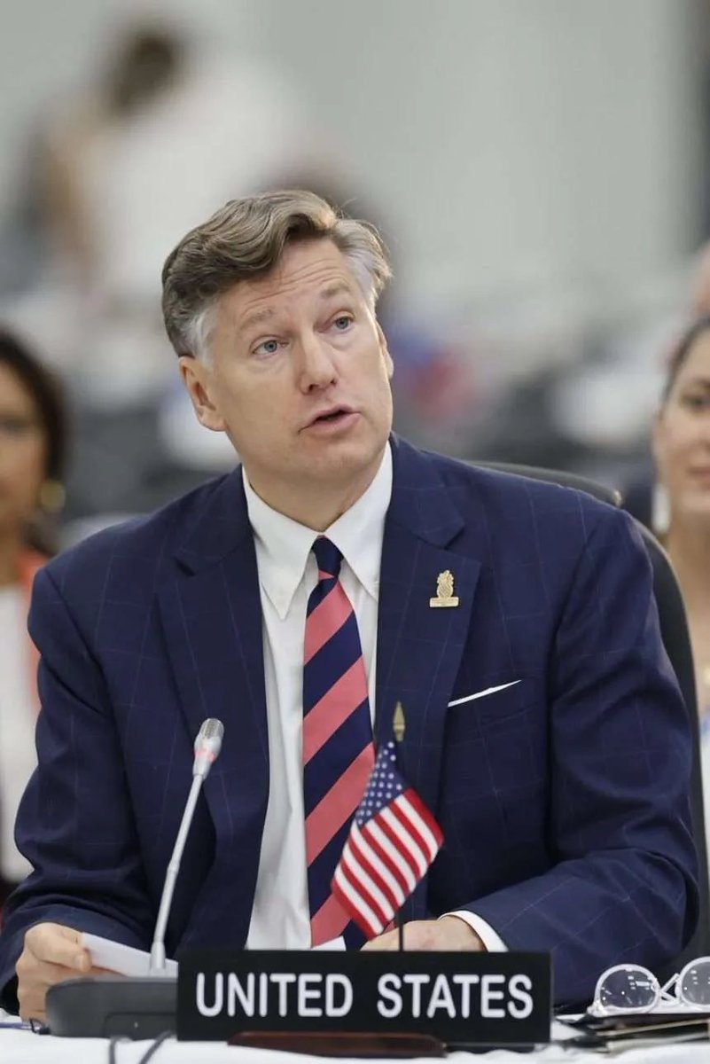 HDTPM, sube el tomo en redes

Cállese, le dijeron al gobernador de Michoacán y lo corrieron del funeral  de Carlos Manzo

#RENUNCIACLAUDIA ... Fue Claudia, los gritos que comienza a escucharse en todo México

Gabinete de Seguridad es un fracaso

Harfuch también en el blanco de