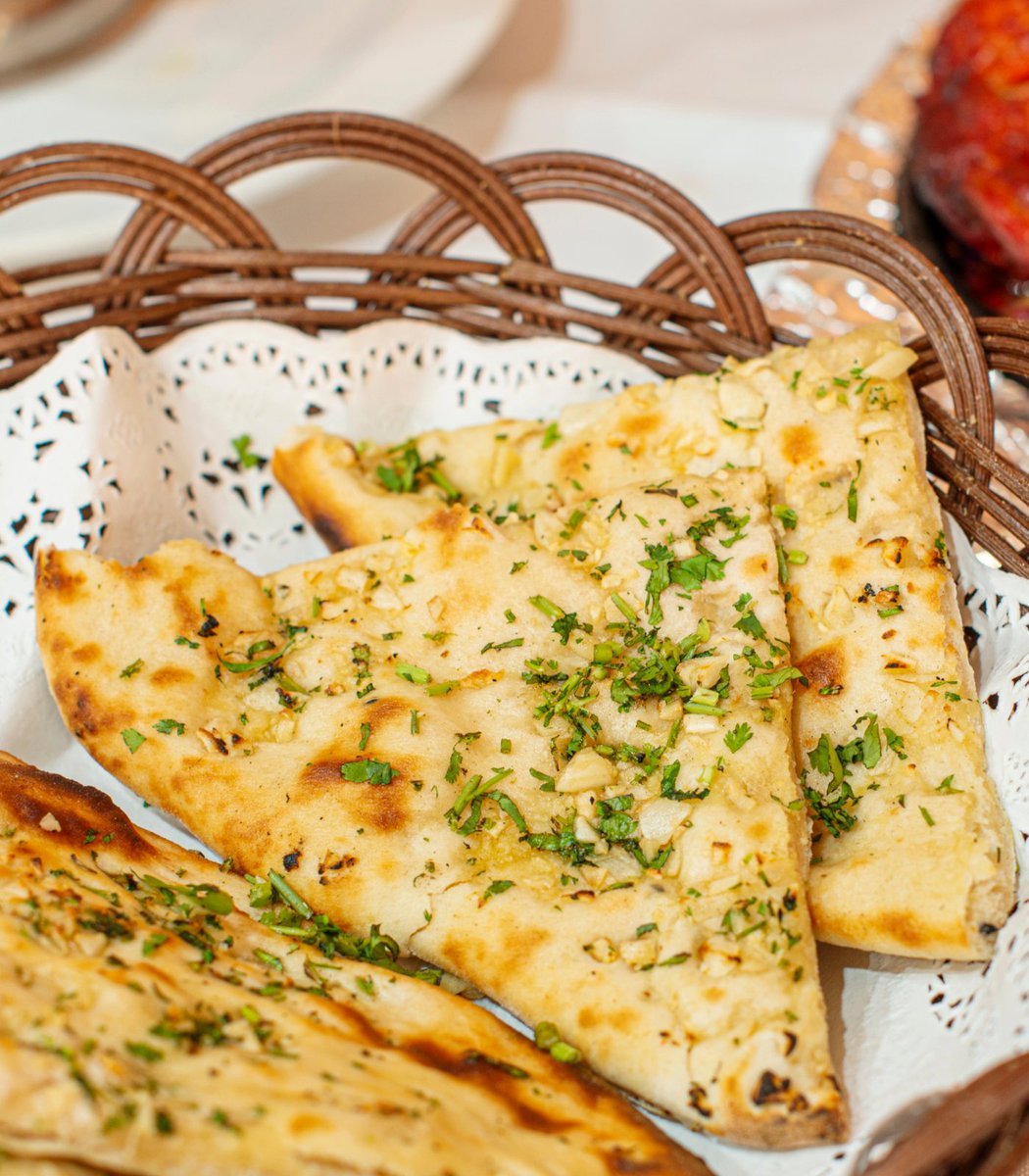 pubity's tweet image. Butter Garlic Naan has been rated the #1 bread in the world according to TasteAtlas.

The top 5 breads are:

- 🇮🇳 #1 Butter Garlic Naan
- 🇮🇳 #2 Amritsari Kulcha
- 🇲🇾 #3 Roti Canai
- 🇨🇴 #4 Pan de bono
- 🇮🇳 #5 Parotta