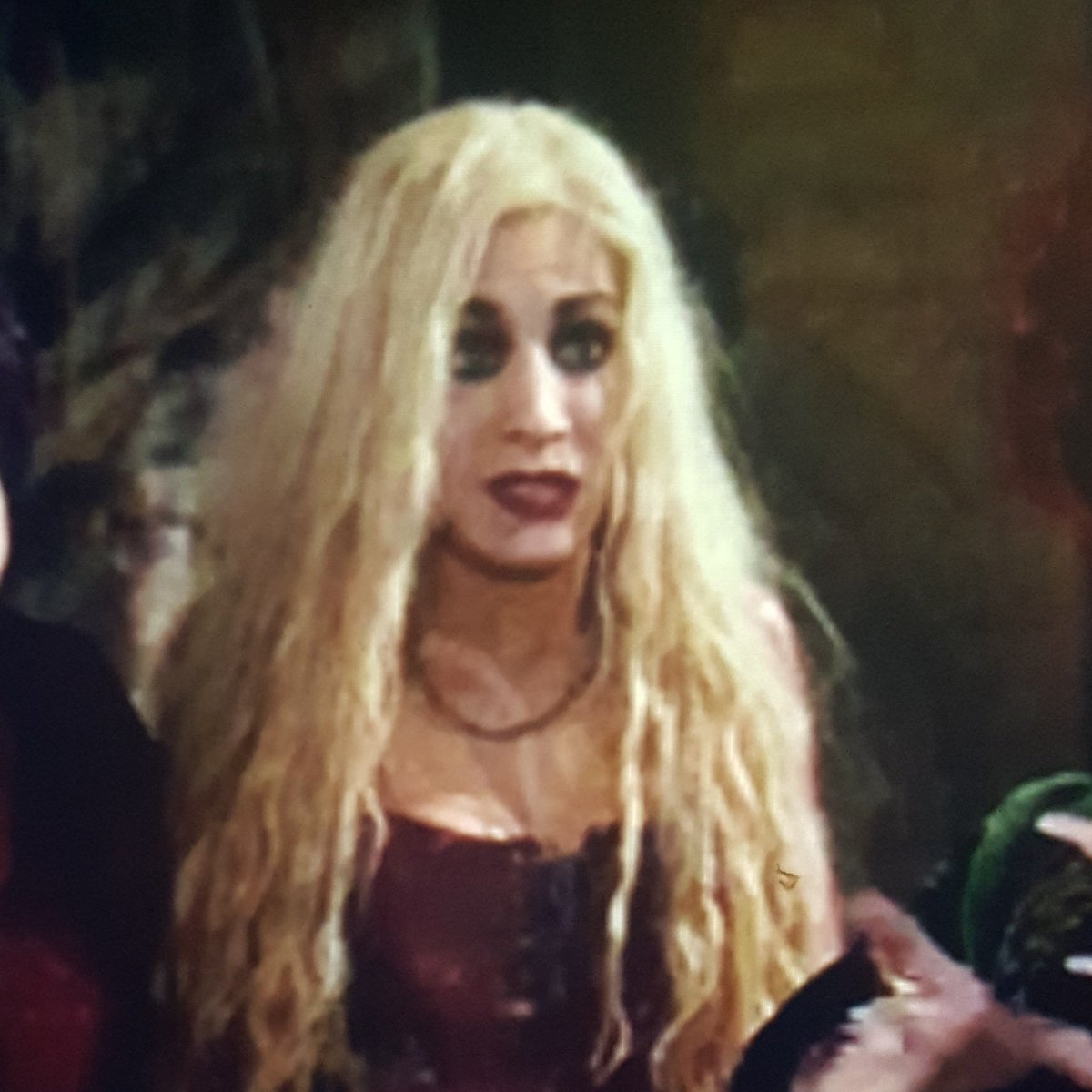 Sarah Sanderson tweet media