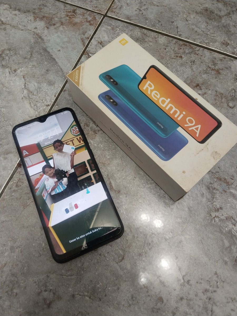 Nvitaevaa_'s tweet image. WTS WTB hp redmi 9A 
Minus charger ada
Prince 550 (bisa nego) 
Hp second
#zonauang #zonajajan #hpsecond