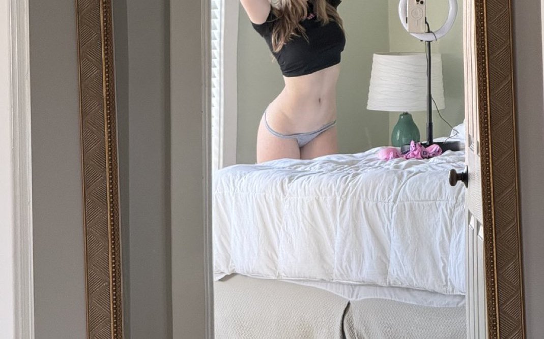 DMs open!

  Send anything!

  I love interacting with you guys!