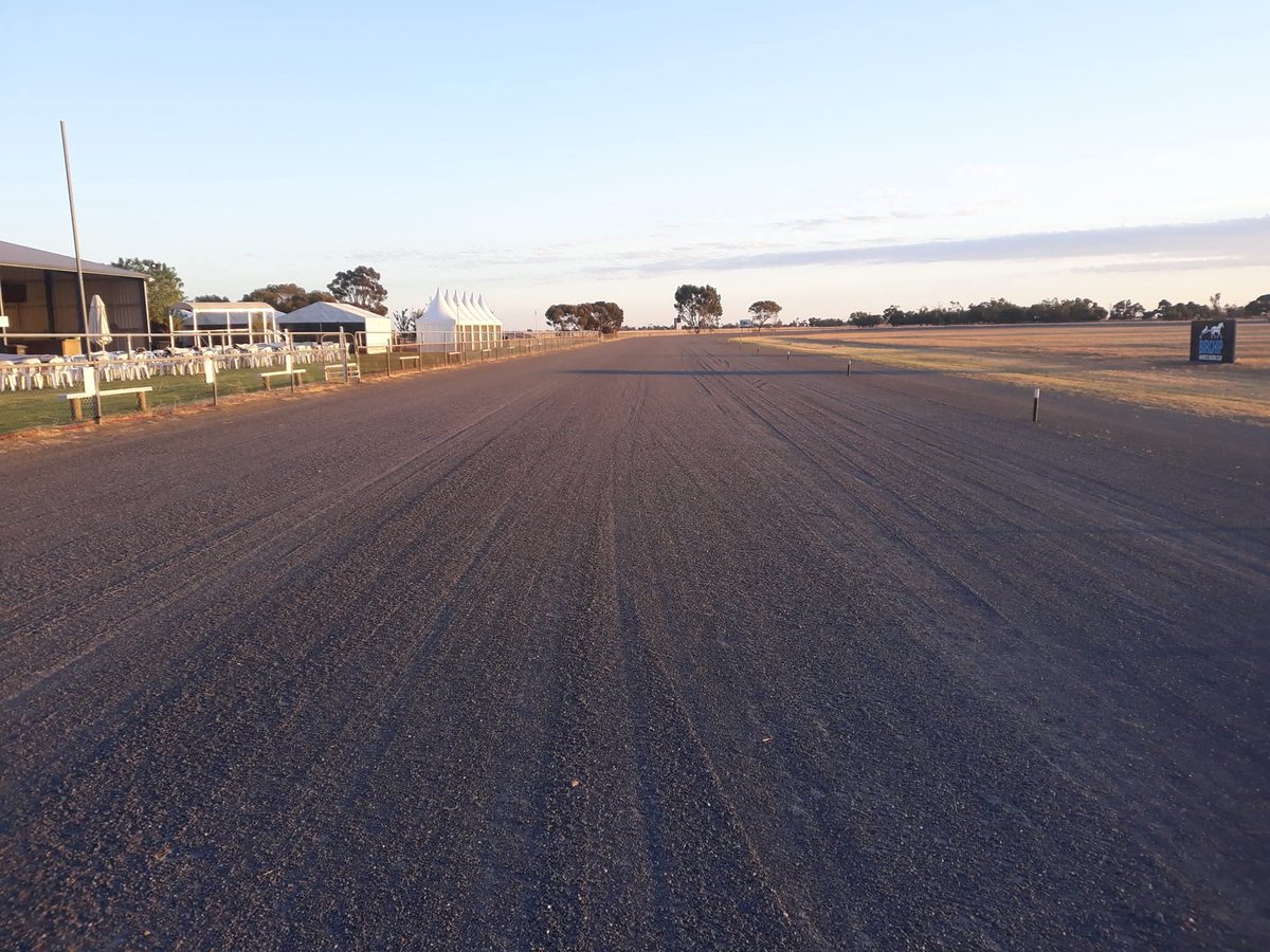 3rd of November today folks-that means you've got 11 days left to get your application in for the 2026 Cargill Running Of The Bulls slot race.Get your group of owners, your business, or your sporting club involved and get excited for 1 of the best days on the racing calendar.