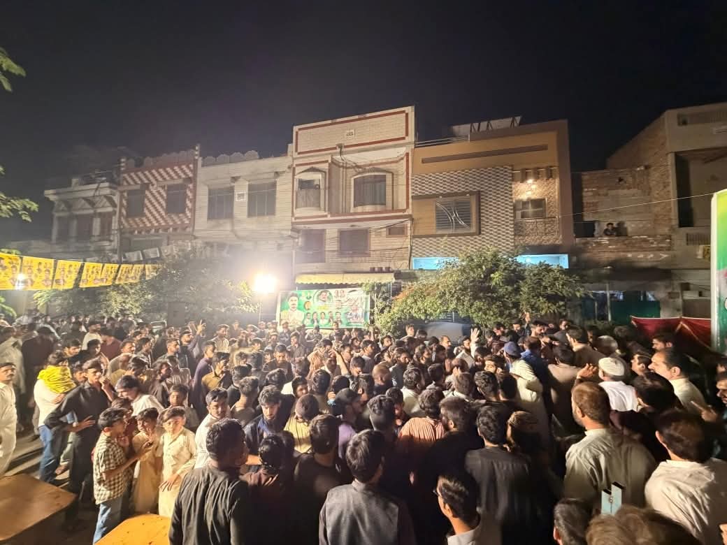 ٹکٹ ہولڈر پی پی-116صدر یوتھ ونگ پنجاب رانا احمد شہر یار خاں صاحب کی لالہ عمر انصاری صاحب محمد رفیق بودا صاحب فرحان انصاری صاحب کی جانب سے منعقد کردہ  سمن آباد برف والاچوک میں  جلسہ عام میں شرکت