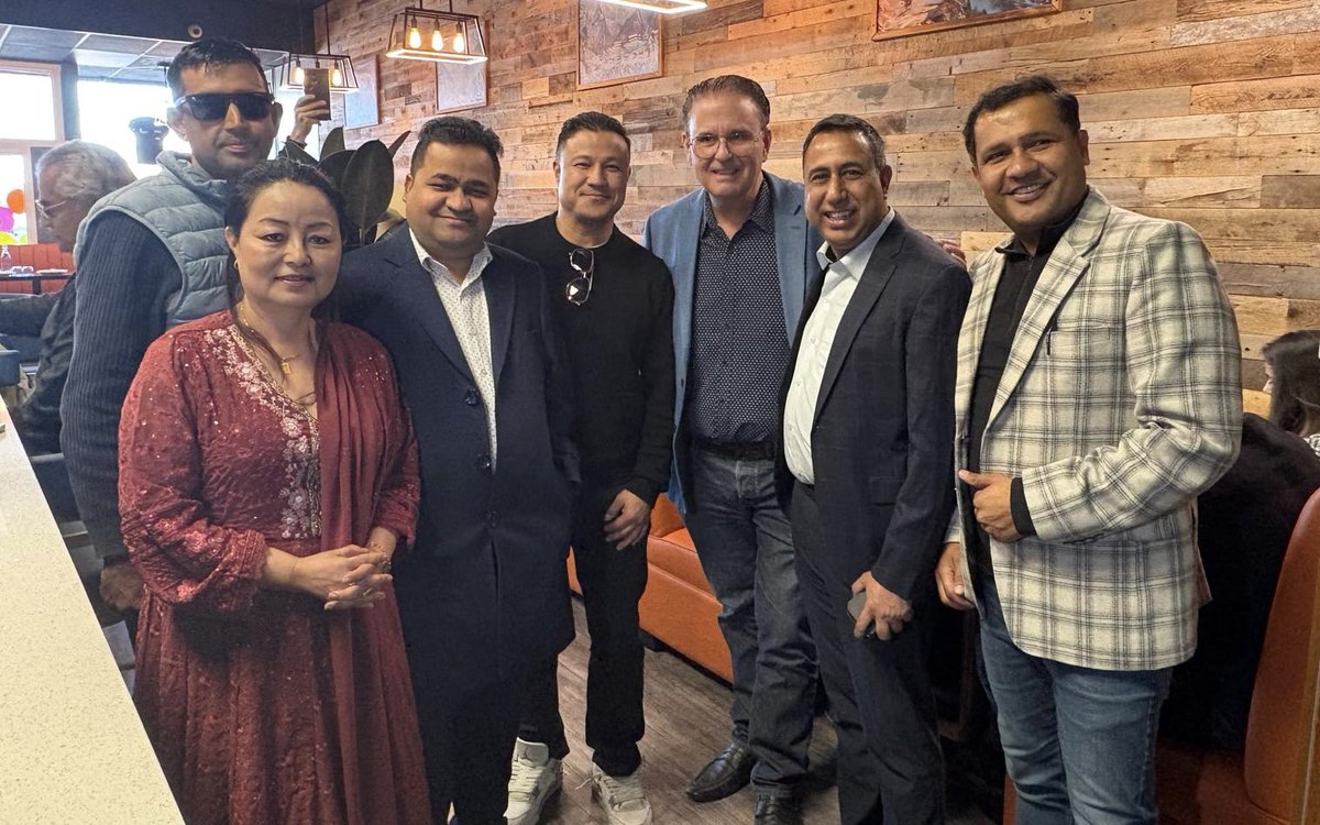 RudyCuzzetto's tweet image. Thrilled to congratulate the team at De Delhi Indian &amp;amp; Hakka Kitchen on their grand opening this afternoon at Applewood Village Plaza. Stop by for the best of Indian, Hakka Chinese, and Nepalese cuisine. #MississaugaLakeshore #OpenForBusiness

Read more:
dedelhikitchen.com