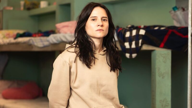 thiagobarata87's tweet image. &quot;Tremembé&quot; tem vários méritos narrativos, mas o elenco é fundamental p/sustentar as ousadas mudanças de tom.

Marina tá brilhante, mas as atuações de Anselmo Vasconcelos, Bianca Comparato e Carol Garcia não ficam atrás.

Existe cinismo, mas também muita raiva, dor e perversidade.