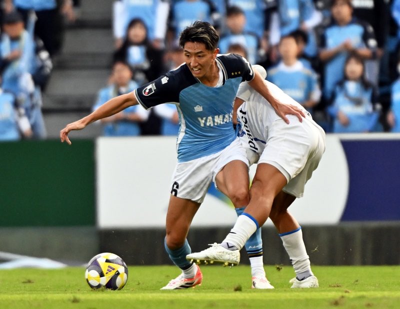 Torimuneniku18's tweet photo. J1レベルのマテウスジェズスに仕事させず、無尽蔵のスタミナでハードワークしまくった金子大毅は影のMVP。ほんとになぜ磐田に？レベルの選手。曺貴裁に刷り込まれたハードに闘うスタイル、まじで磐田にいないタイプですきすぎる。
#jubilo https://t.co/7FD09nttJK