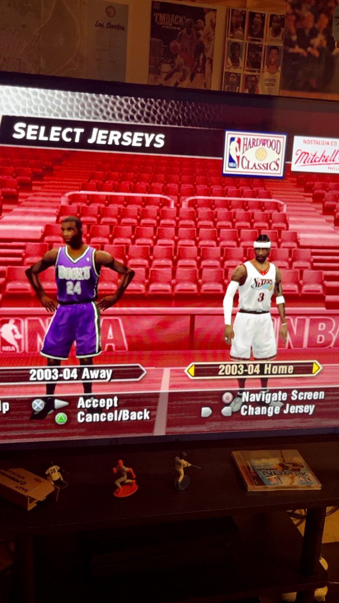 Playing some NBA Live 2004 on the big screen!! #NBALIVE #easports  💪🏿🔥