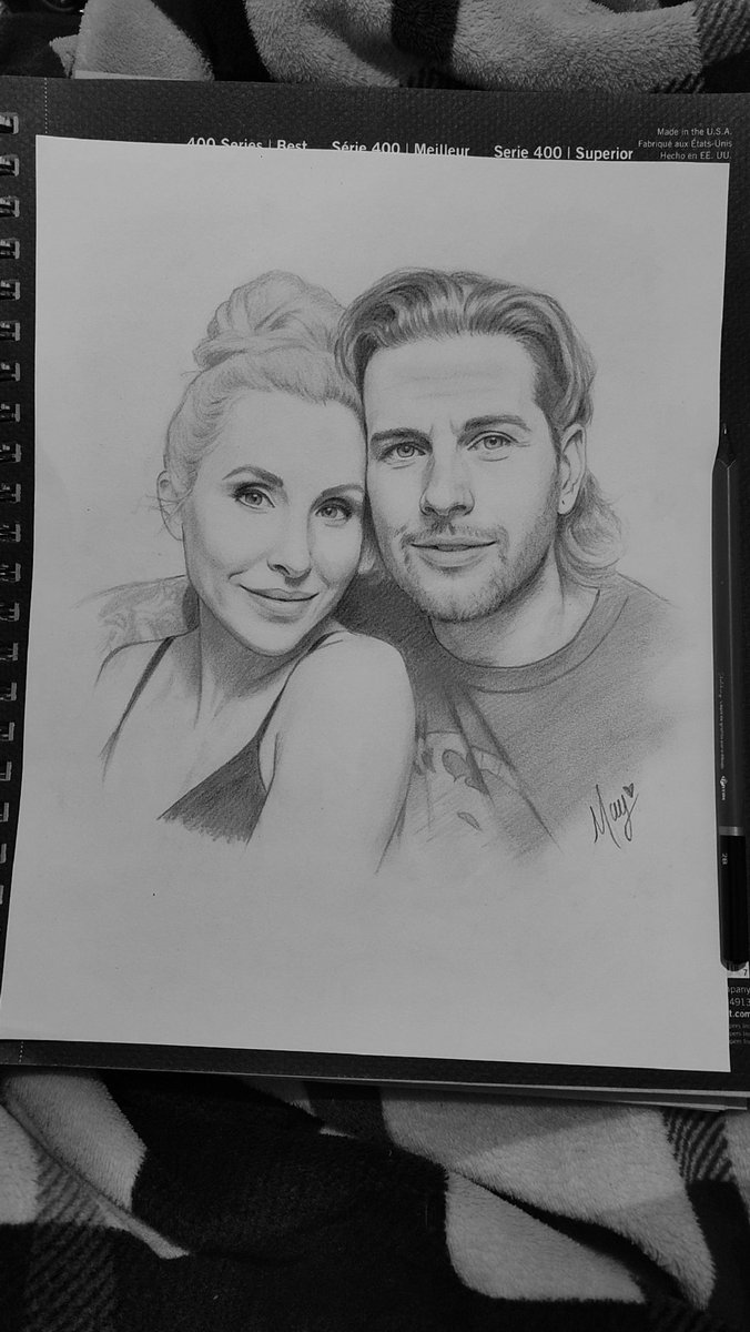 Born_Of_Vngnz's tweet image. Graphite drawing of M. Shadows and Valary, a beautiful couple ❤️ 
#MShadows #AvengedSevenfold #A7X #ValarySanders