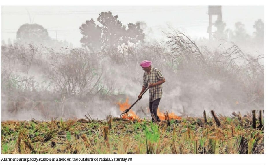 Aviator_hardeep's tweet image. #Paddystraw will continue to &apos;burn&apos; more from India&apos;s Lapdog media &apos;studios&apos; , &apos;newspaper&apos; offices, &apos;IT cells&apos;, than the Fields itself. 

Farmers ought to get ready for some big disruption moves by a Govt which has taken so much pride by doing the same in the past.…