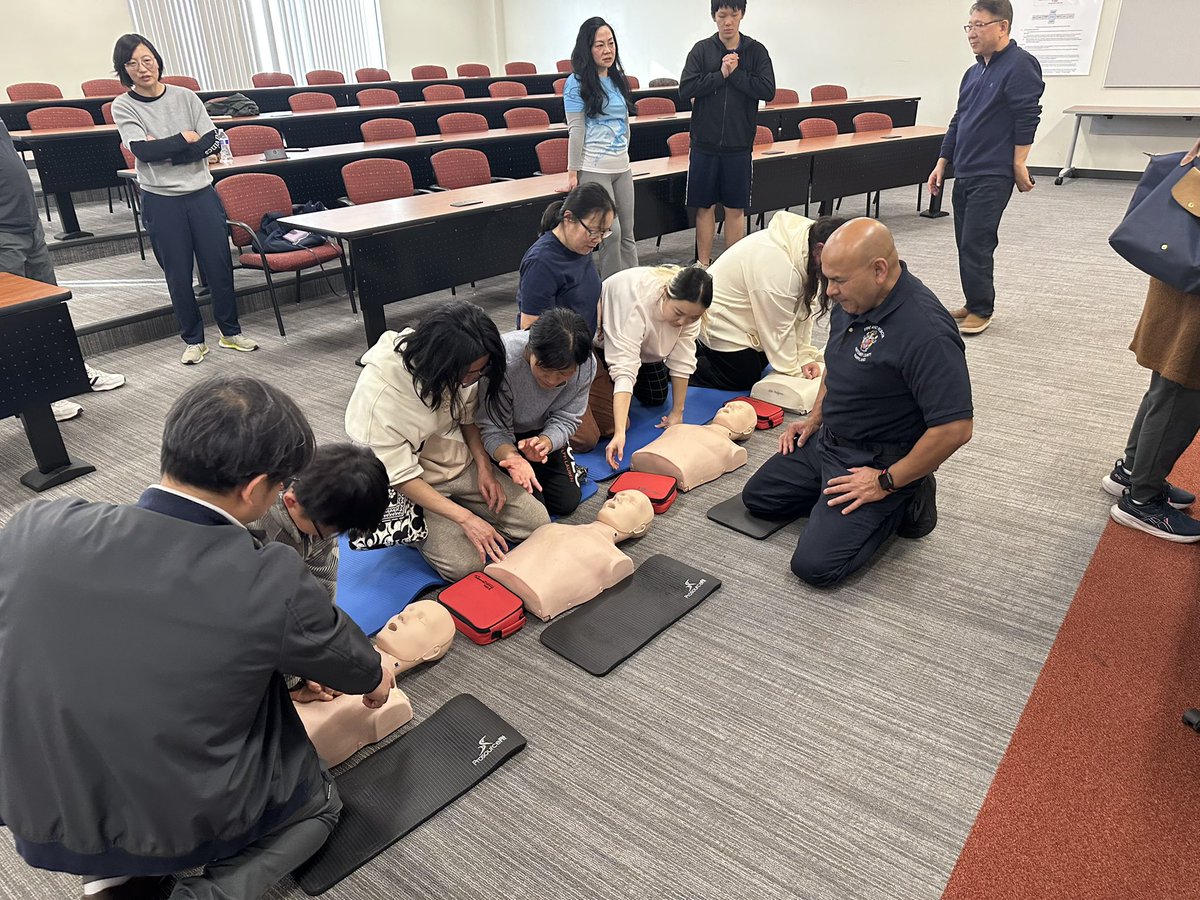 Learn CPR - Everybody is doing it…are you?  Sunday ‘Take10 Montgomery’  <a href="/MontgomeryCoMD/">Montgomery County MD Government</a> had the opportunity to teach CPR/AED to the Chinese American Parents Association of <a href="/MCPS/">MCPS</a> Students <a href="/MontgomeryCoMD/">Montgomery County MD Government</a> Public Safety Training Academy