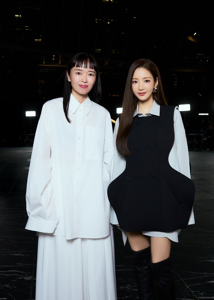 slist2015's tweet photo. 박민영, '도쿄 여신' 자태...엔폴드 26봄-여름 패션쇼 참석
#박민영
#배우박민영
#ParkMinYoung
#엔폴드 #ENFOLD
⬇️관련기사⬇️
https://t.co/dMq7Vpui6s https://t.co/j0Be3obxGl