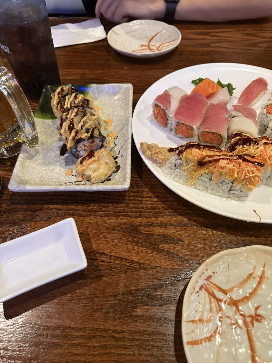 ryncs's tweet image. Date night