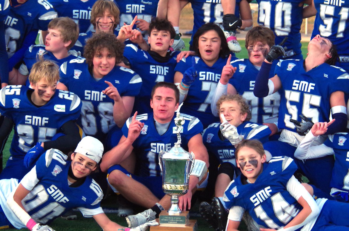 GordieHoweSport's tweet image. The celebration was on for the Babineau Warriors as they win the #KFL’s Huskies Division Championship. In the title game today at Saskatoon Minor Football Field, the #Warriors downed the Martensville #Maddogs 48-32. @SMF_2002. #GordieHoweSports. #PrideofHome. #Wearefamily. #Yxe.