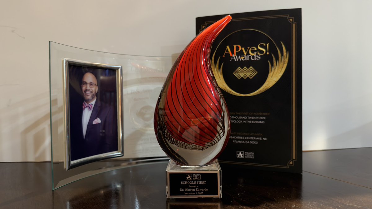 Dr. Warren Edwards|DocSTEM tweet media