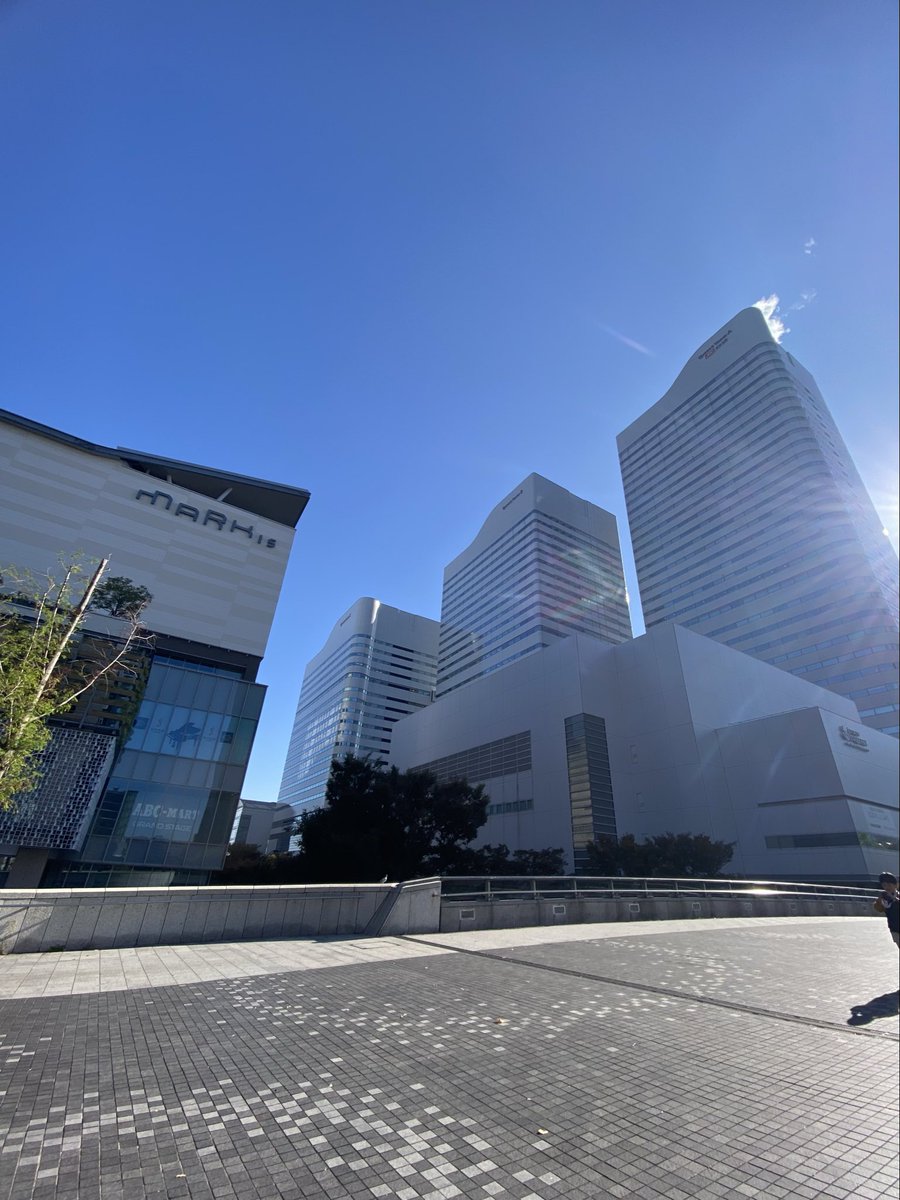 ポッキー tweet media