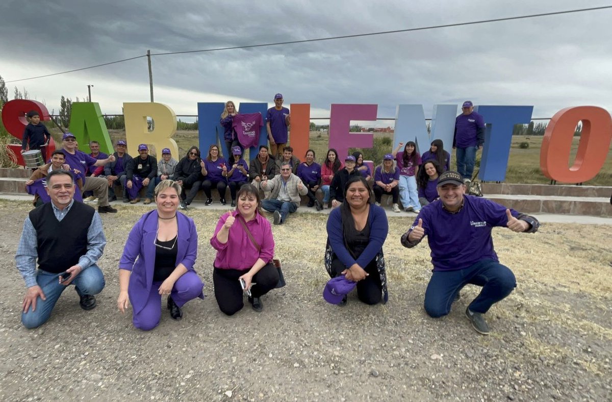 FELICITACIONES!!! 
ENORME ELECCIÓN DE LA LIBERTAD AVANZA EN SARMIENTO

🟢Vecinalismo:2525 votos
🟣La Libertad Avanza:1323 votos
🔵Unidos.P:1155 votos

Las urnas hablaron: Sarmiento eligió un rumbo distinto.
El oficialismo local quedó 3ro y el provincial 4to. 

La libertad avanza.
