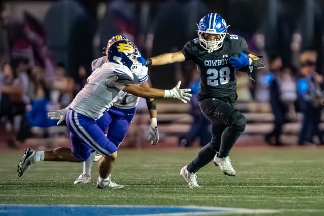 The Chino Cowboys closed out the regular season on a high note with a 42–9 victory over Diamond Bar on Senior Night. 

📸 Game recap &amp; photos: sportscenetv.net/2025/11/02/chi…

Chino finishes 4-1 in Hacienda League play, securing 2nd place and a CIF-SS Division IX playoff berth vs. Valley