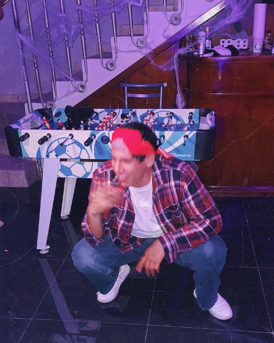 cheoveranza's tweet image. Halloween 2025 🕯🪦🎃