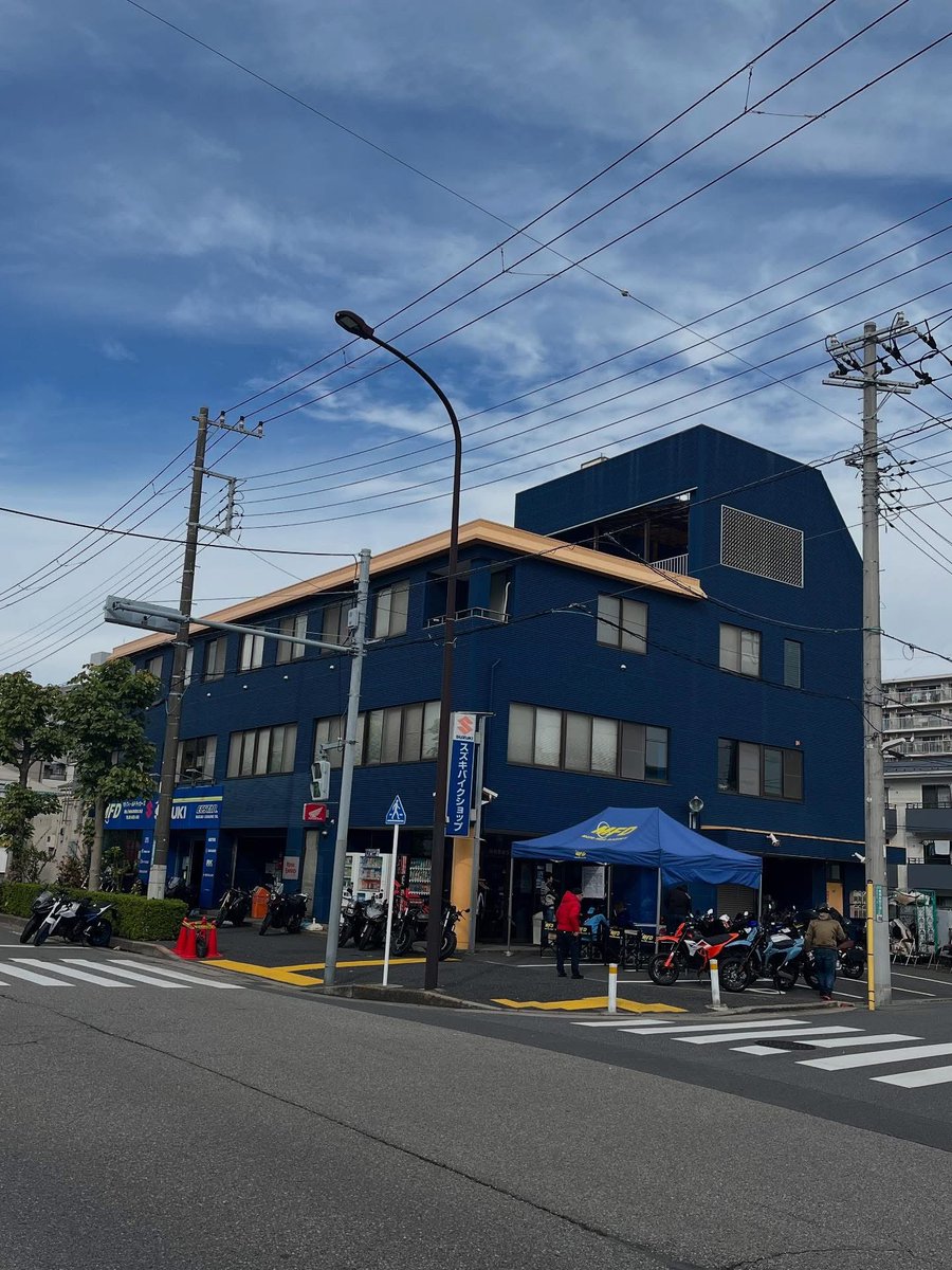 worth_master's tweet photo. おはようございます！
今日はMFD（モトフィールドドッカーズ）東京本店【秋の大試乗会】です🤗
最高の秋晴れの元、最新型車両を試乗しに、みんな来てチョ〜💕
もちろんあの藤原克昭と私くし岡本も皆さまのサポートをガッツリしまっせぇ〜💪💪💪

#MFD東京 #秋の大試乗会 https://t.co/yESObK4pes