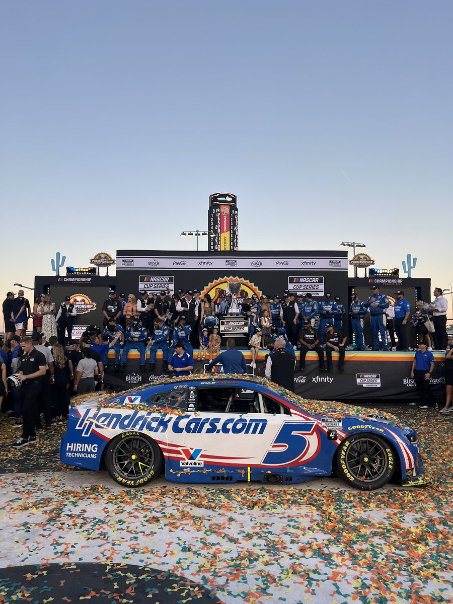 That’s title No. 2 for driver No. 5 🏆🏆