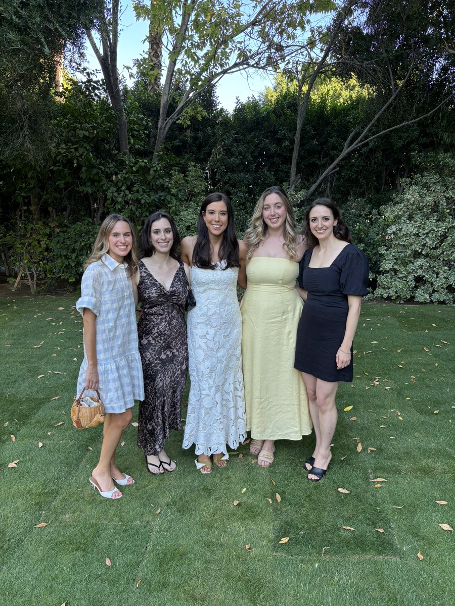 Ali Althans tweet media