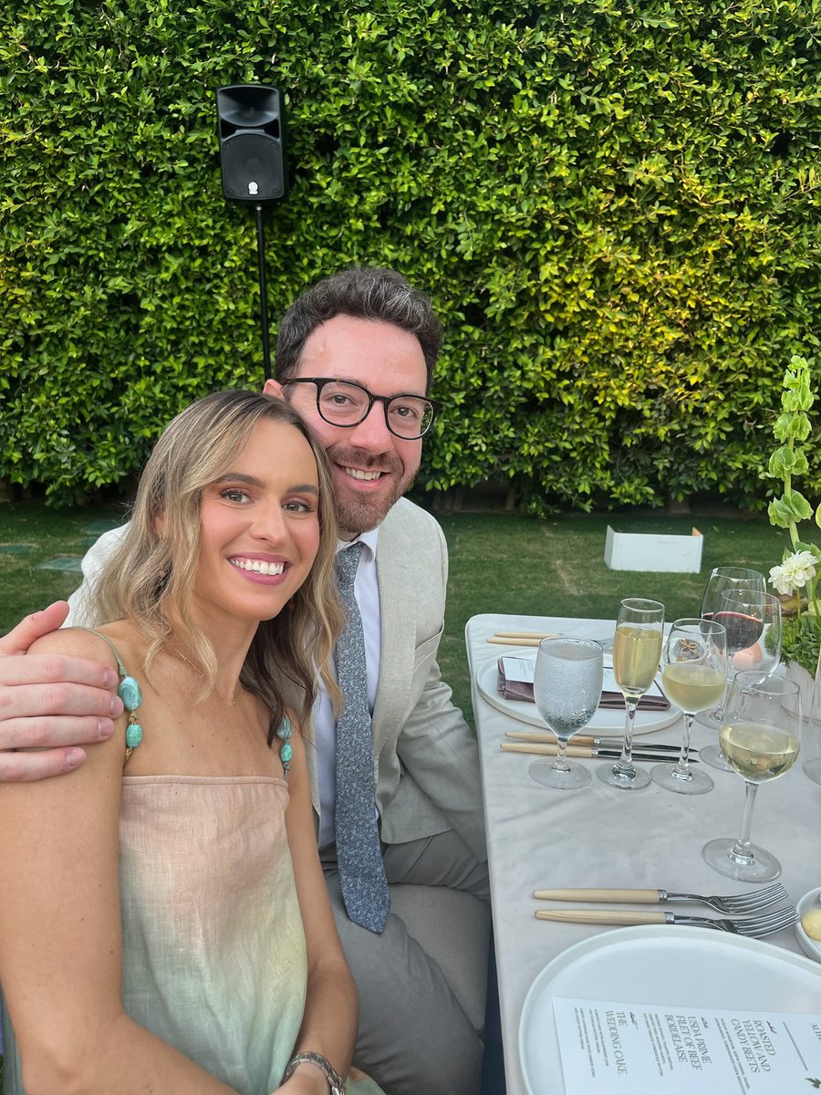 Ali Althans tweet media