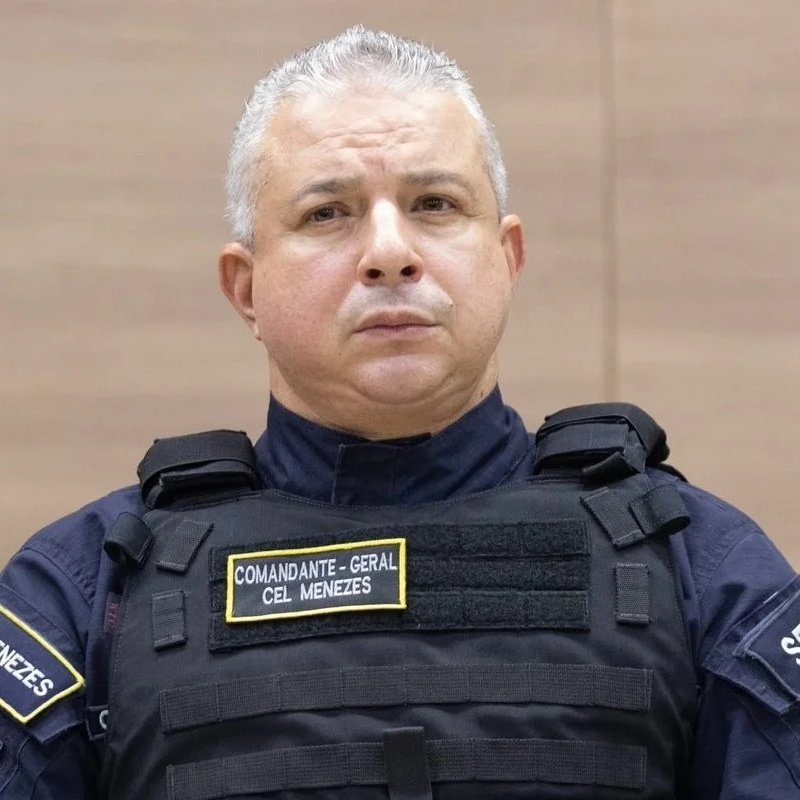 Chefe da PMRJ afirma que Comando Vermelho expandiu após decisão do STF em limitar operações da polícia contra traficantes

Em entrevista ao Metrópoles, o Coronel Menezes disse: “A partir da ADPF 635, a gente observa uma transformação na forma de agir dos criminosos no Rio de
