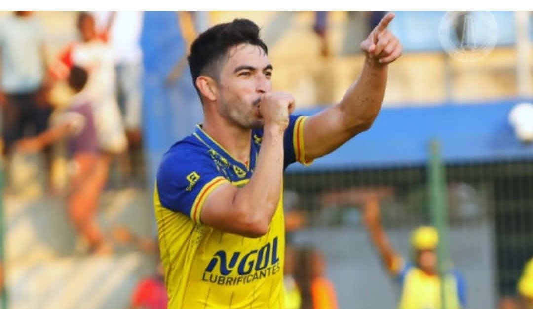 Otro gol de Rubio en Angola, será que Rueda no sabe que es Hondureño? O no hay nadie que le avise, para ver algun juego de Rubio? .Si Edwin no está no hay un creador de fútbol.