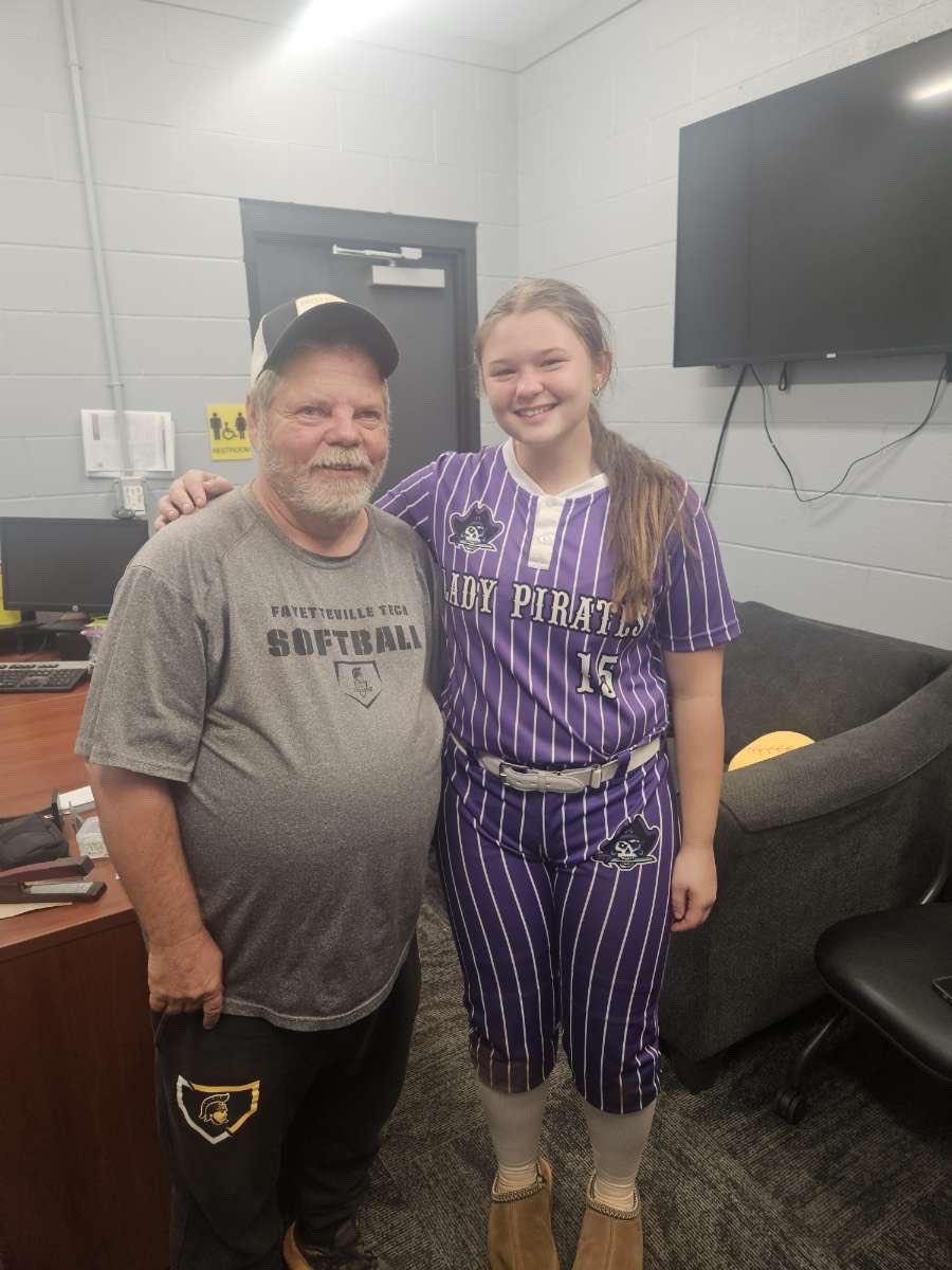 m_stefani1's tweet photo. Thank you coach Newman and staff for having me out today. I am very grateful for the feedback I received and I look forward to using it at my daily practice is at home.@FAYTECHCC https://t.co/aLQKpWoTTQ