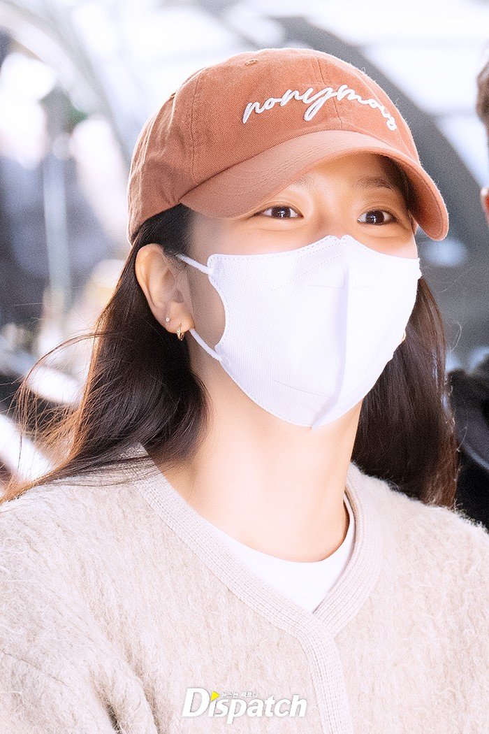 jisooschart's tweet photo. JISOO at the Seoul Gimpo Business Aviation Center (SGBAC), back from Indonesia. https://t.co/G8klrwQgeM
