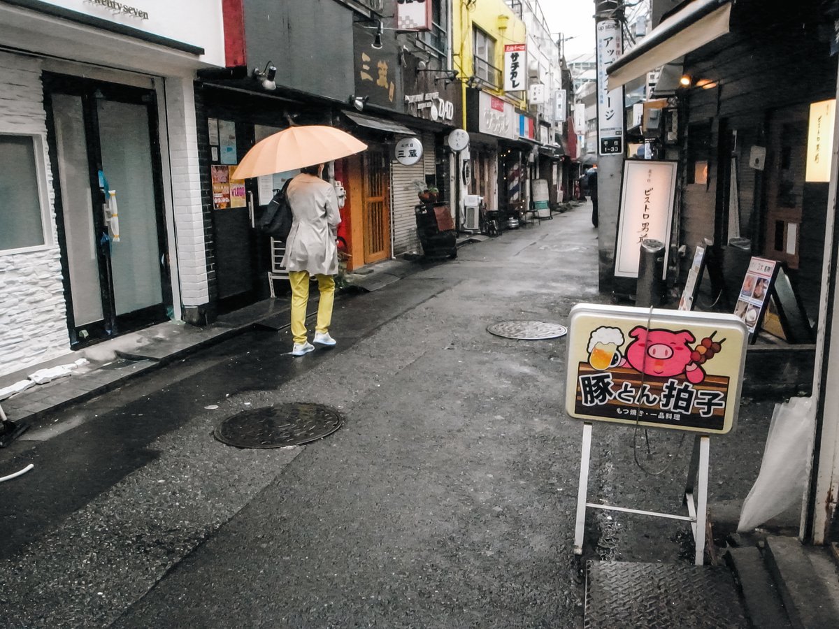 alibi5753's tweet photo. #grdigital2 で雨の北千住

GR4買えない代りに買ったリコーの株が結構上がってるｗ

#GRD2
#オールドデジカメ https://t.co/3GzMwqS4FV