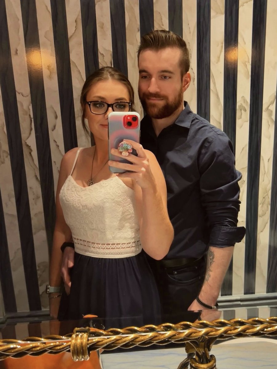 Mommy and daddy left the house