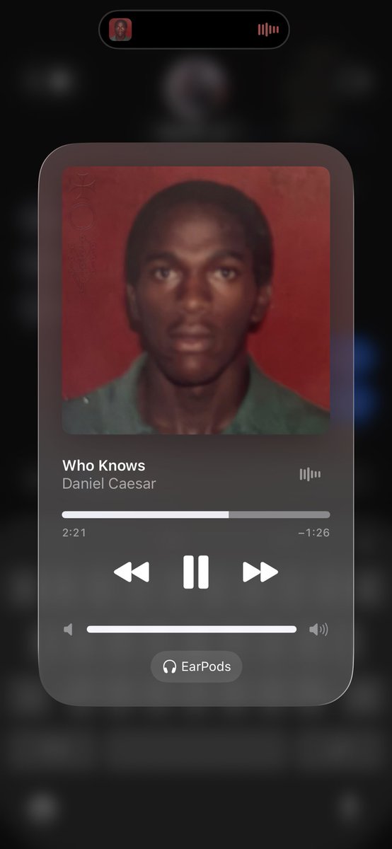 bluespderlily's tweet image. i really wish u wasn’t a colorist racist weirdo cause u make sum damn good music 🫩