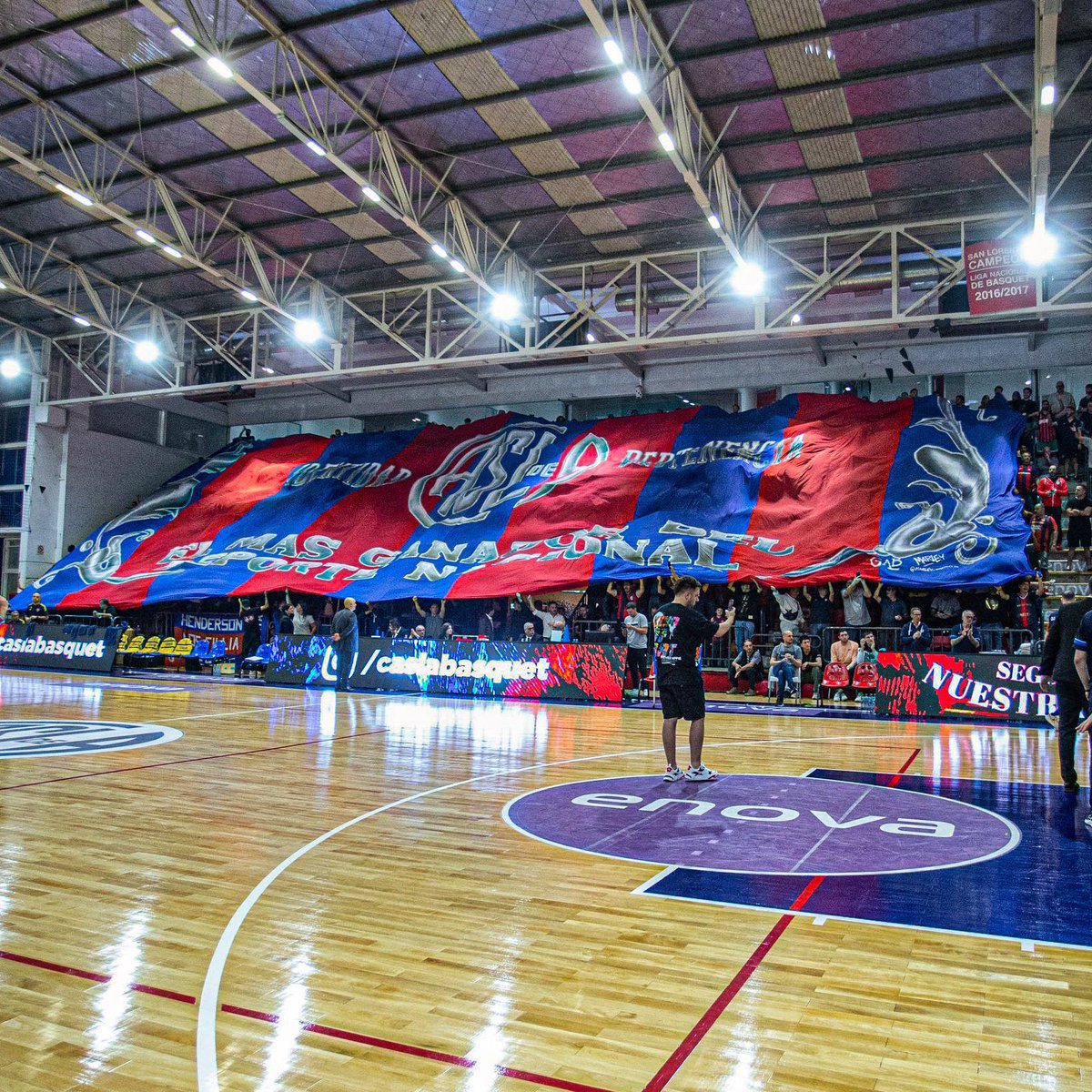 julinatalutti's tweet image. #SanLorenzo, el más ganador del deporte nacional.

Que no se les olvide.