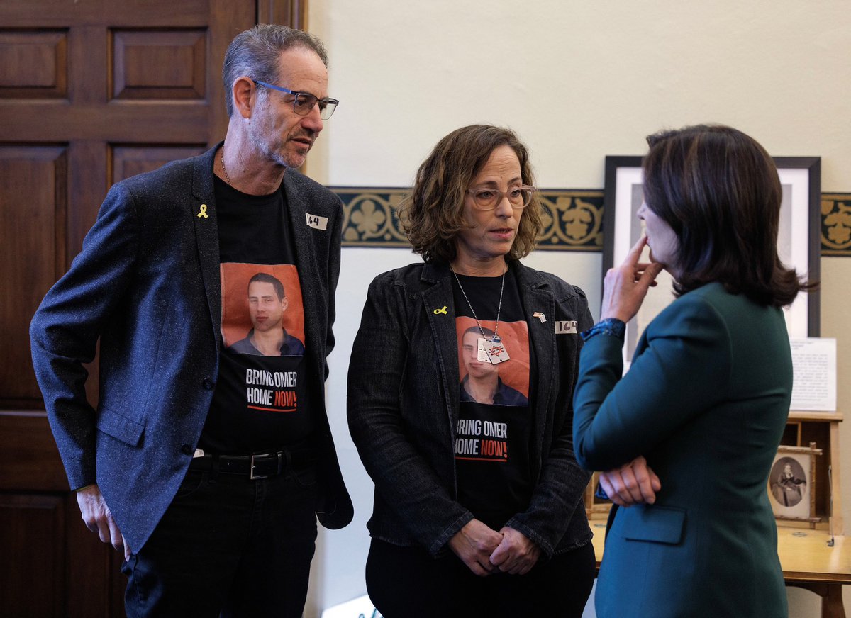 Governor Kathy Hochul tweet media