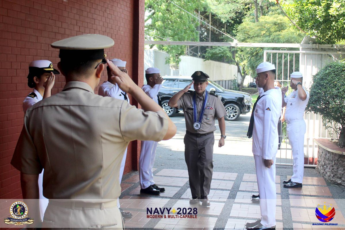 PhilFleet's tweet image. Fleet Engages in Strategic Dialogue with Chief JUSMAG

See full report here:
facebook.com/share/p/1Vitxh…

#PhilFleetVanguardofOurSeas
#ModernandMultiCapablePHNavy
#OneAFPOnePhilippines
#StrongAFPStrongPhilippines
#AFPyoucanTRUST
#SundaloSalamatSaSerbisyo