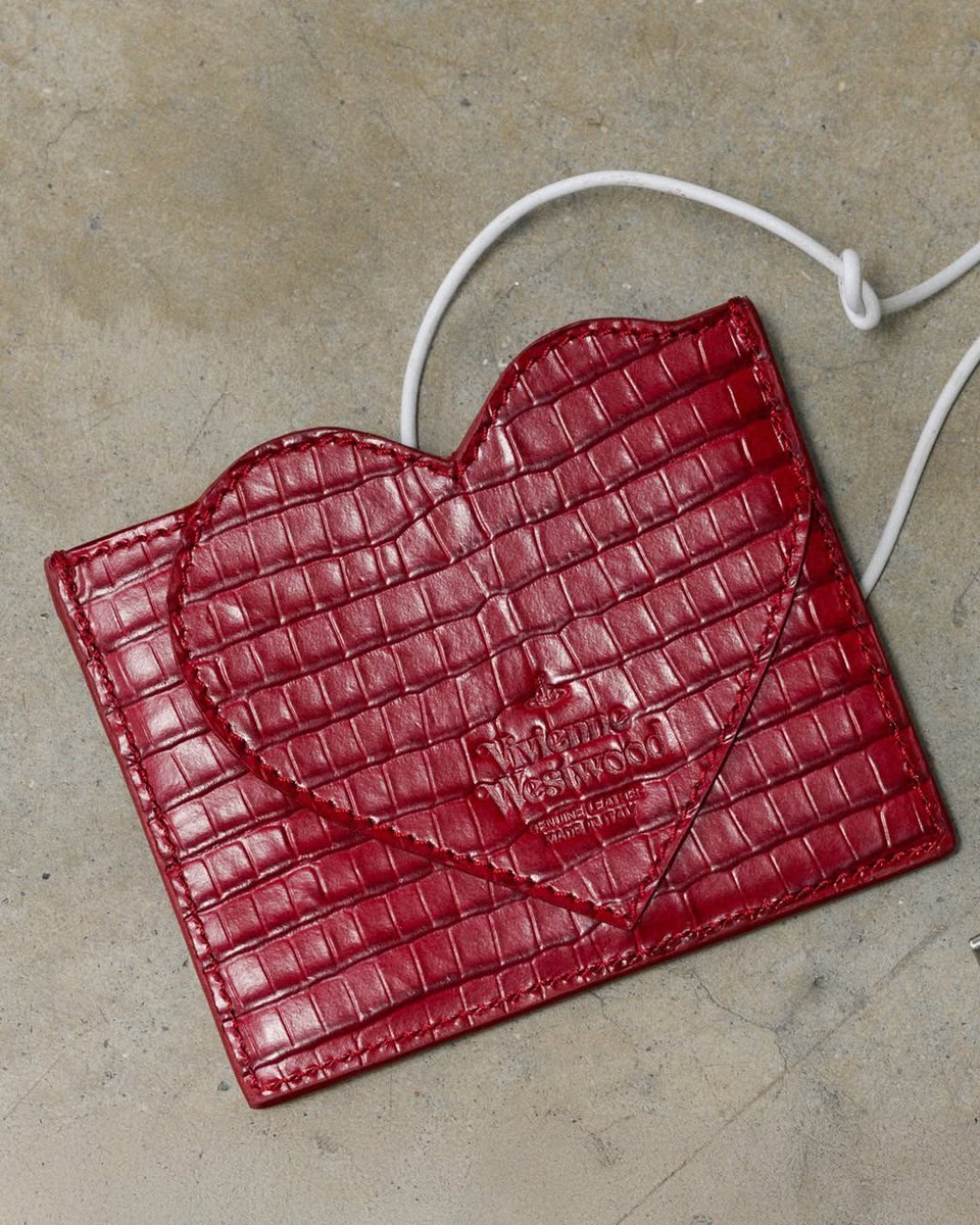 Vivienne Westwood a X: 