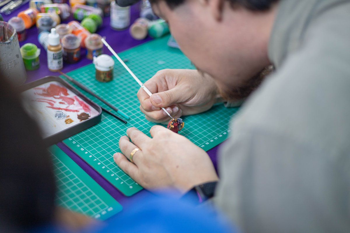 TECcampusQRO's tweet image. 👻🎨 Creatividad e imaginación se vivieron en EscalofriARTE 2025, evento de la Escuela de Arte, Arquitectura y Diseño que celebró el arte digital con talleres, invitados y mucho talento. 💡💙 #OrgulloTec #LADQuerétaro