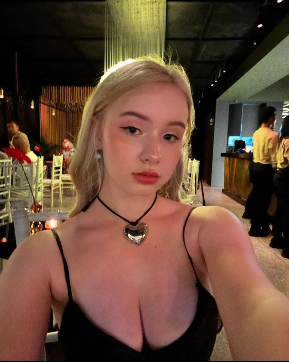 HAYVONLAR ishtirokidagi 3D multfilm porno video Sasha Vova rus porno